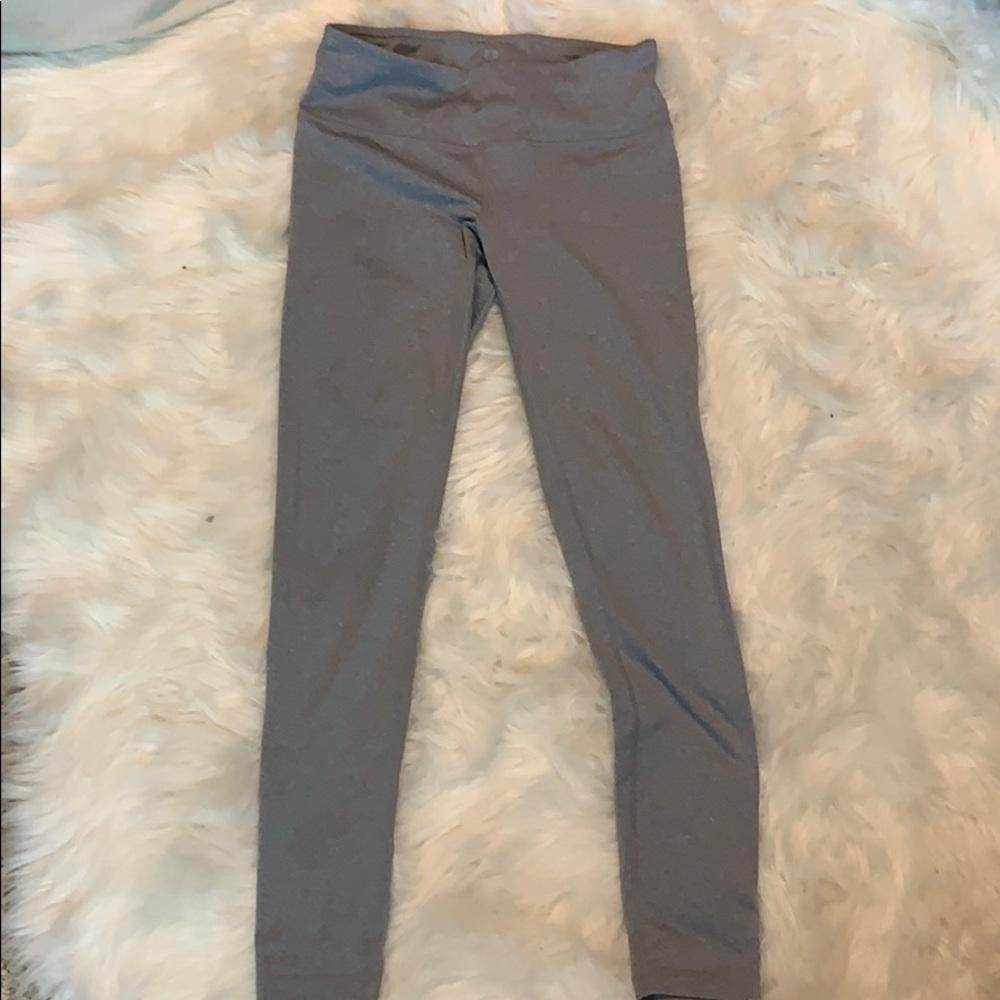 Women’s workout leggings